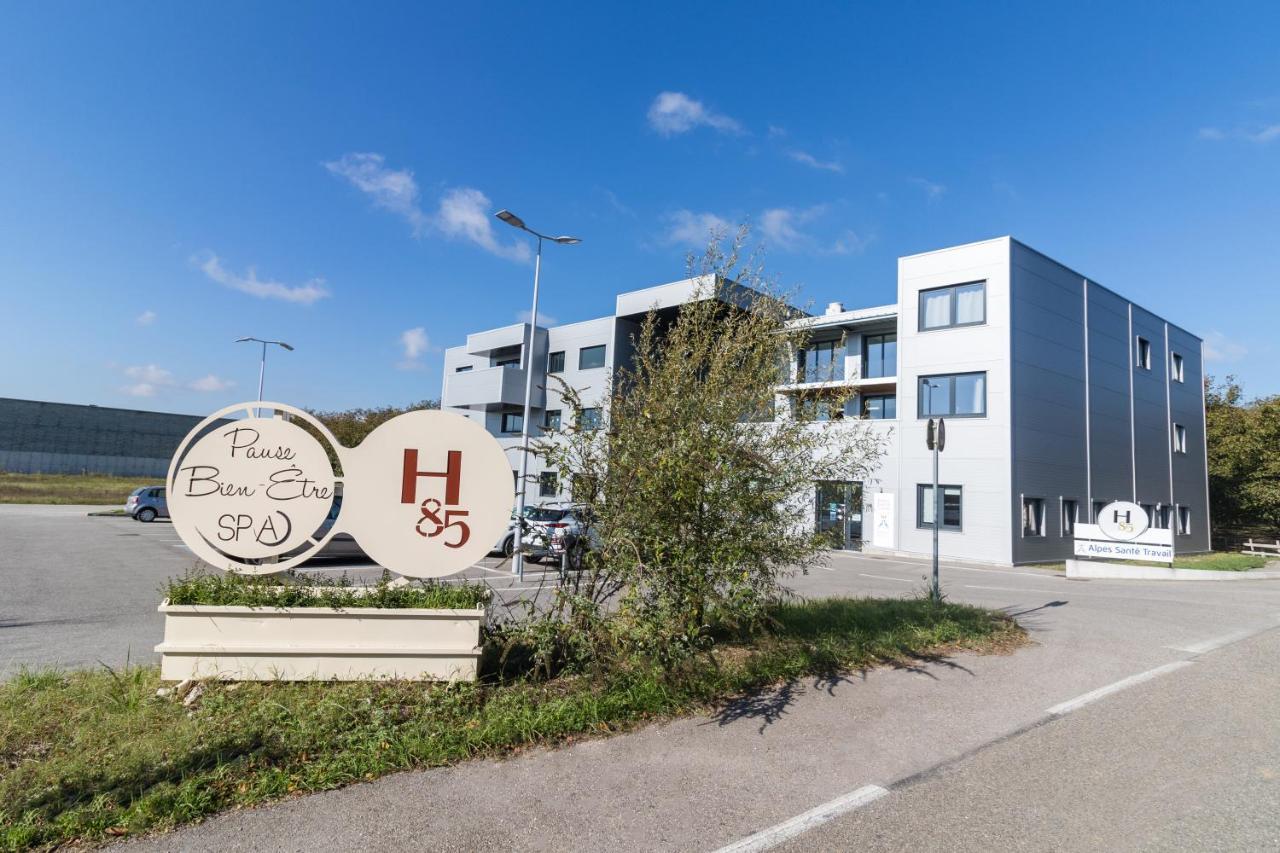H85 Hotel Chatte Buitenkant foto