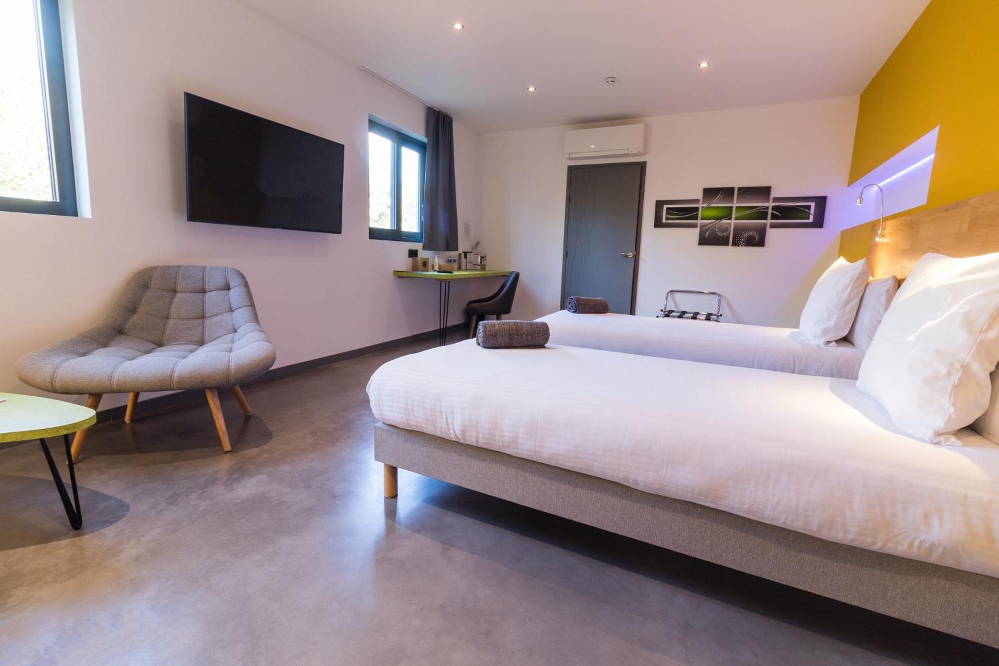 H85 Hotel Chatte Buitenkant foto