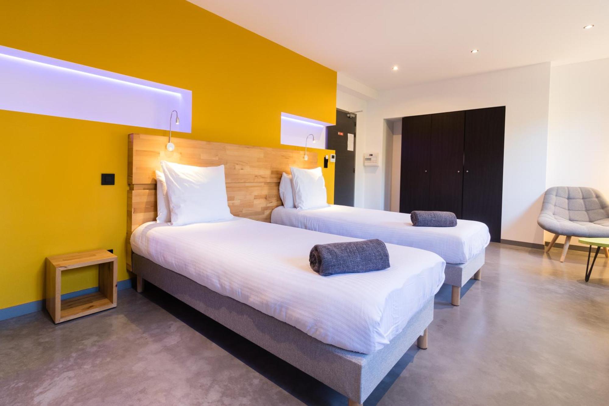 H85 Hotel Chatte Buitenkant foto
