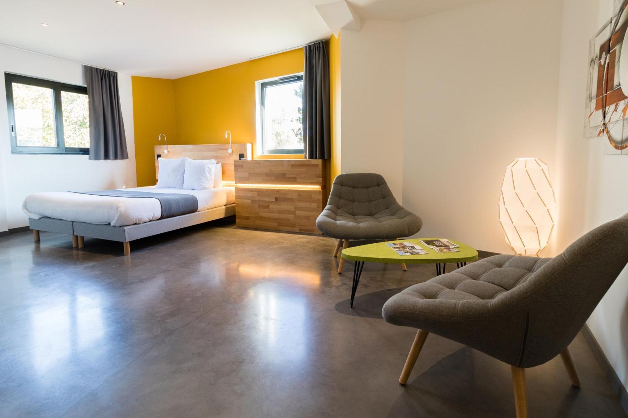 H85 Hotel Chatte Buitenkant foto